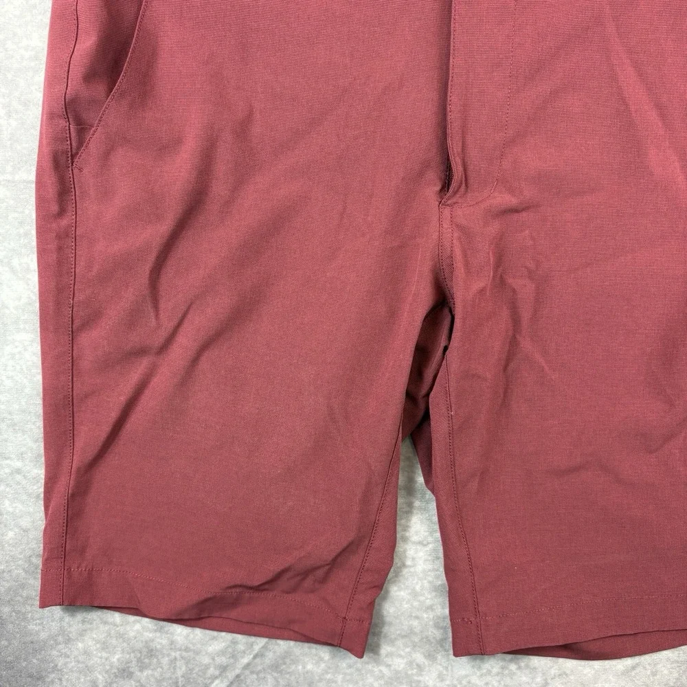 7 Diamonds Shorts Mens 30 Purple Performance Momentum Stretch Lightweight Preppy